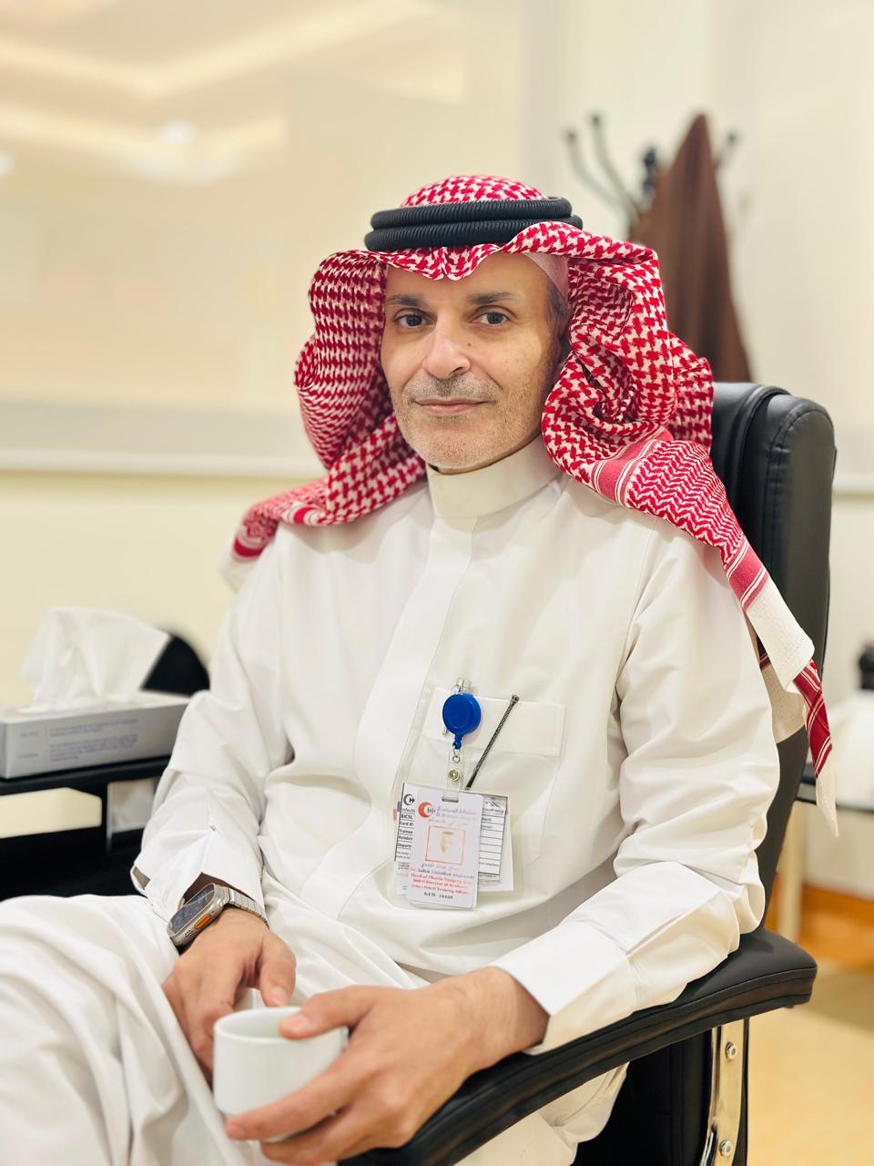 خبرة لا تُقاس بالزمن، بل بالحكم الطبي والمسؤولية